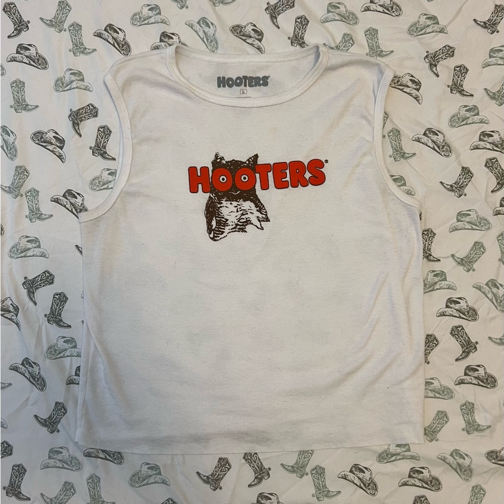 Hooters Classic White and Orange Tank